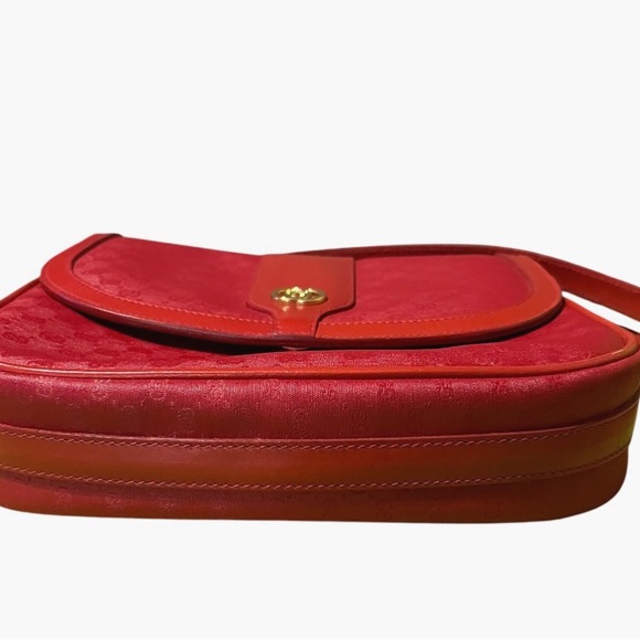 Vintage Gucci Red Leather Micro GG Shoulder Bag - Picture 3 of 11